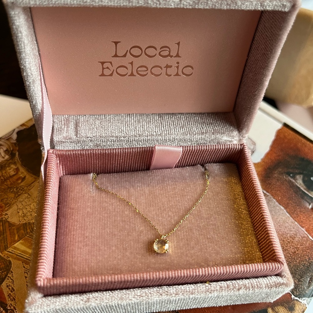 Local Eclectic 16” gold and sapphire necklace